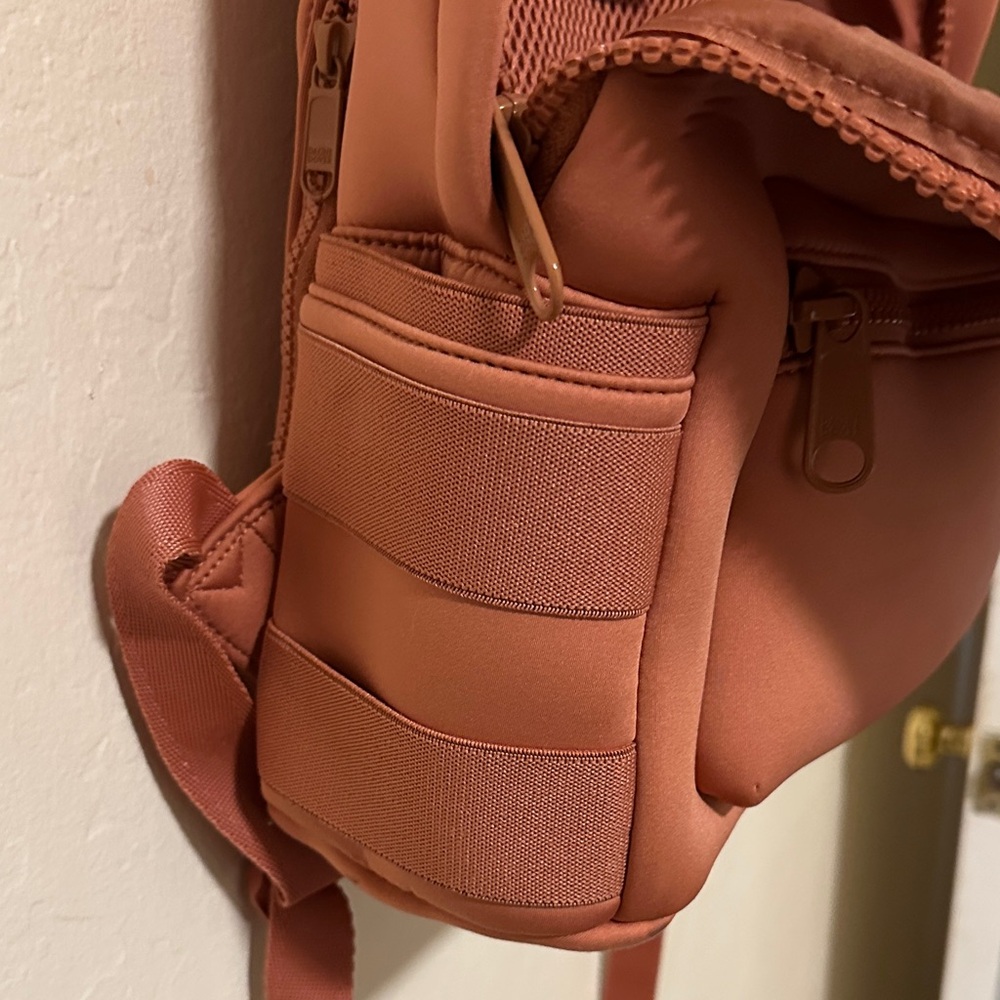 Dagne Dover Medium Backpack in dusty rose - Picture 5 of 6